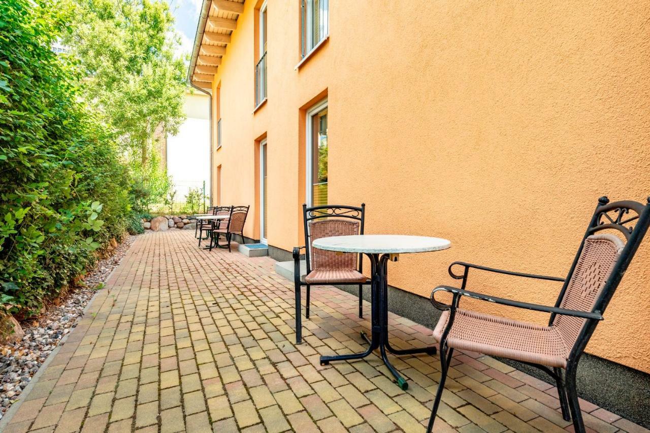Villa Mia Nr 1 Mit Terrasse Eg 1 Raum Wohnung 괴렌 외부 사진